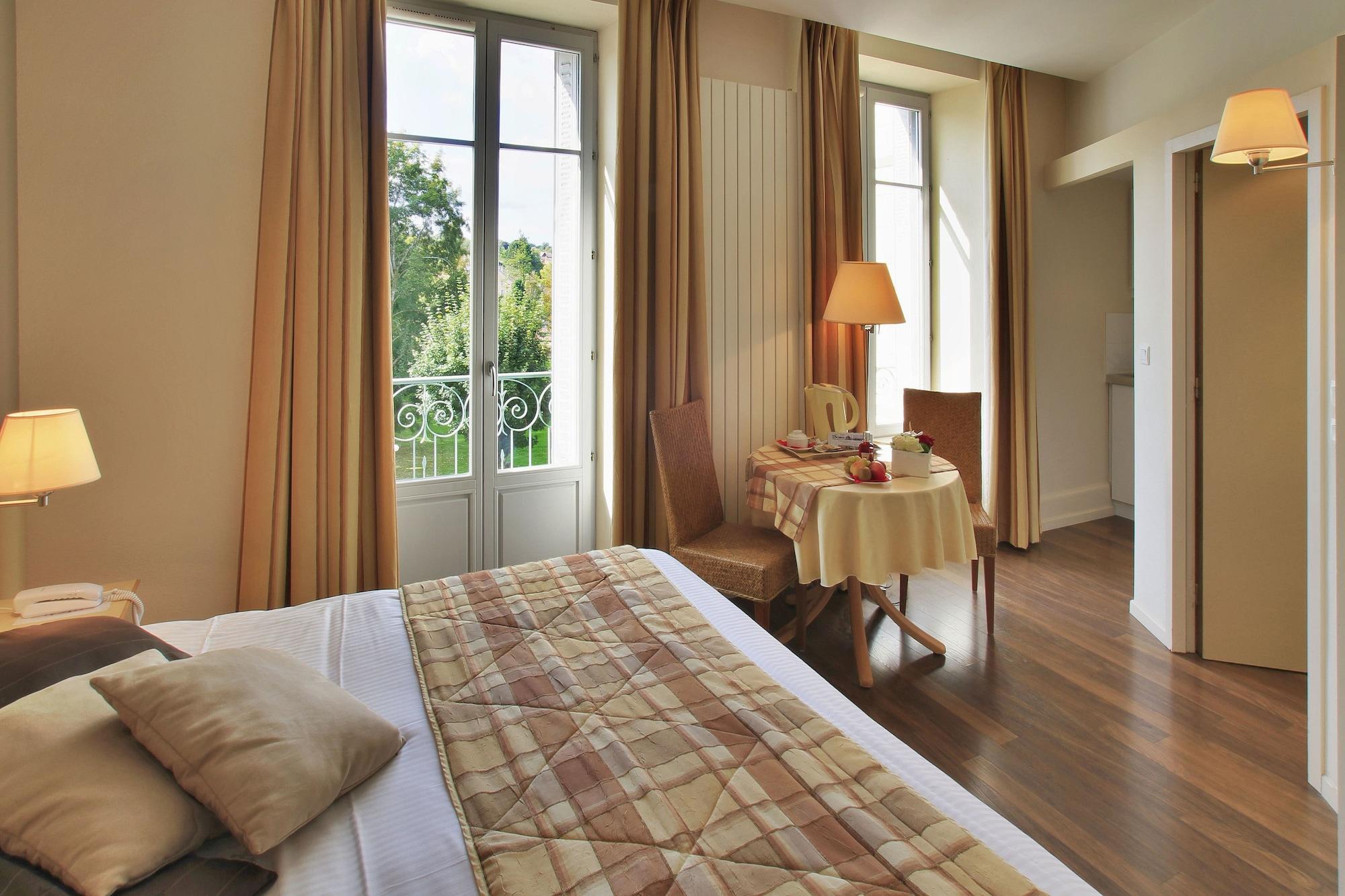Hotel Cerise - Les Sources Luxeuil-Les-Bains Luxeuil-les-Bains Exterior foto